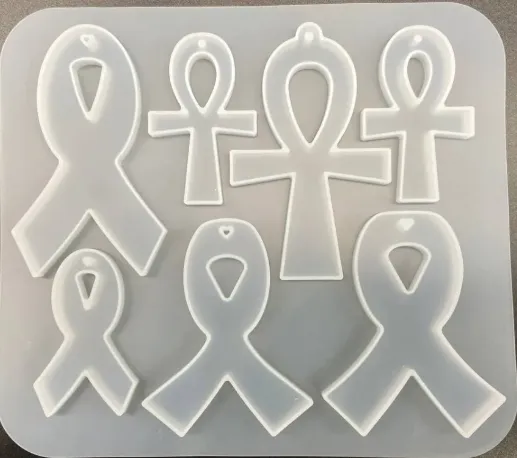 Molde de silicona cruz x3 y cintas x4 colgantes