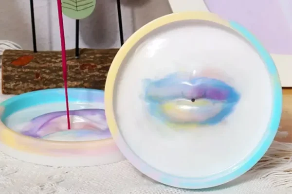 Molde de Silicona Porta Sahumerio Circular Labios para Resina, Yeso y Cemento