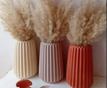 Molde silicona florero rayado ancho grande-muestra Molde de Silicona Florero Rayado Ancho para Yeso, Cemento y Resina
